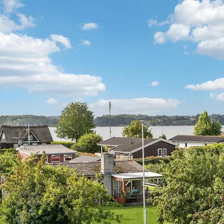 Nyaraló 3 Bedroom Stunning In *