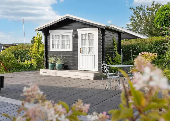 3 Bedroom Stunning In Casa vacanze *