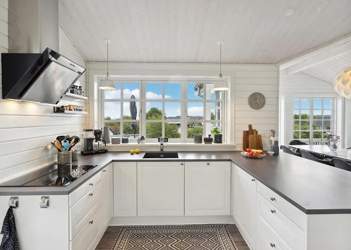 3 Bedroom Stunning In Hejls